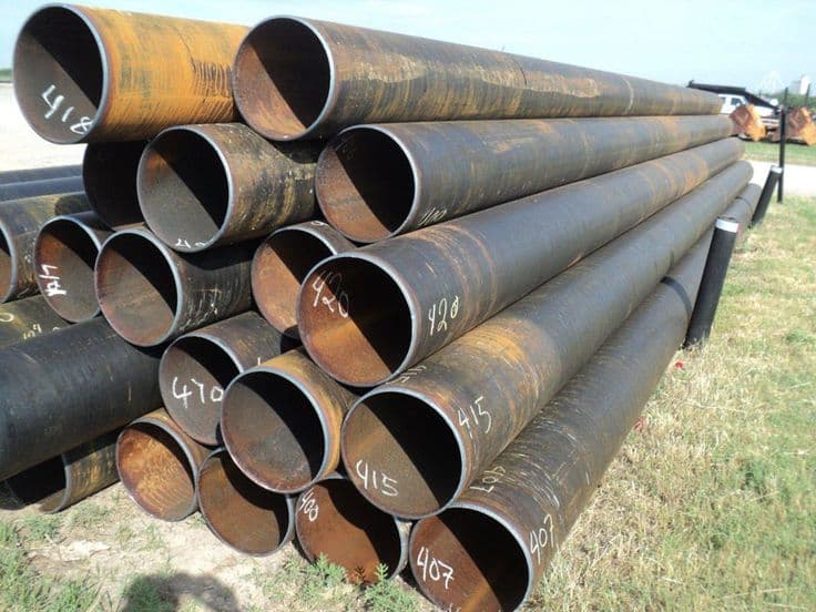 Long steel pipe stock